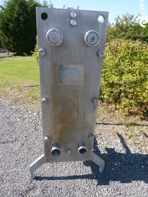 ECHANGEUR A PLAQUES APV-SPX FF118 SR37S